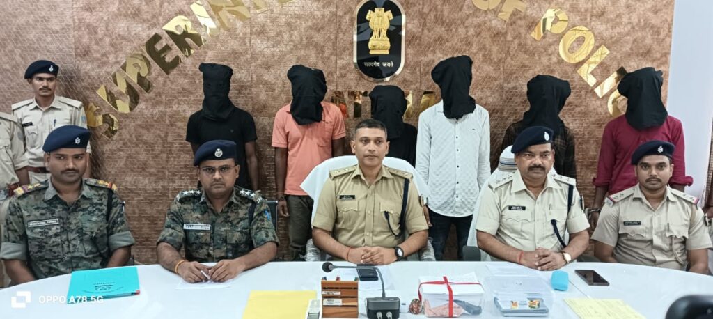 छह बदमाश गिरफ्तार