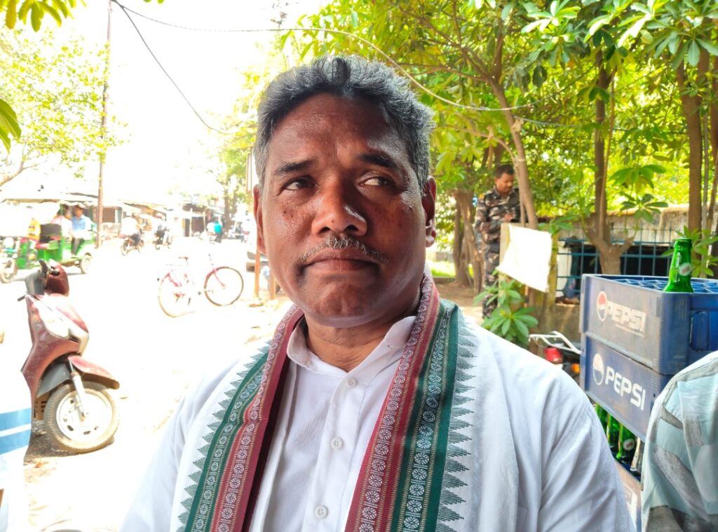 पूर्व मंत्री