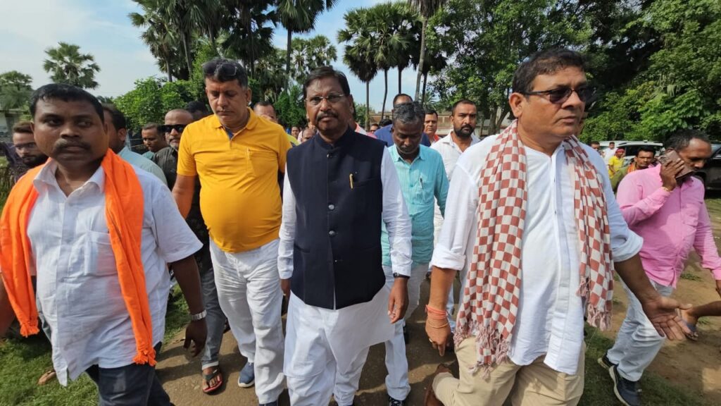 भाजपा की सात सदस्यीय टीम