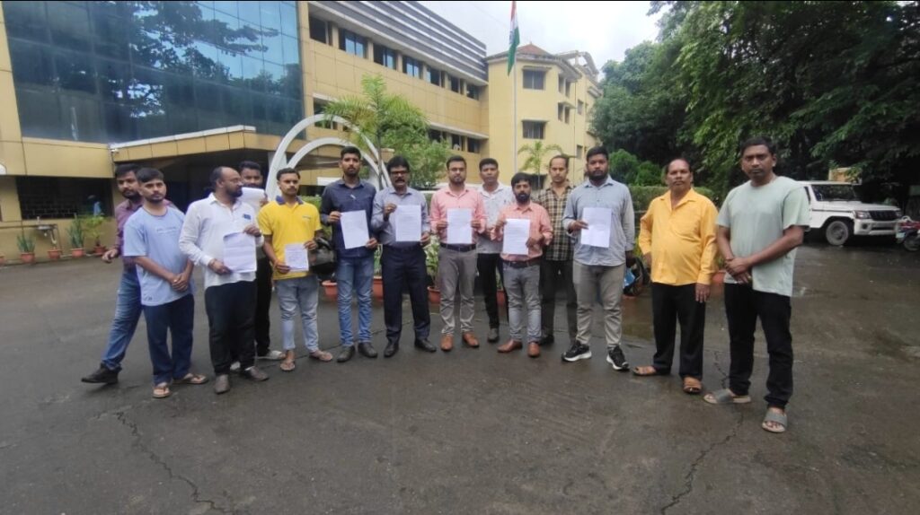 राज्य स्वास्थ्य बीमा योजना के लाभ से वंचित करने का आरोप