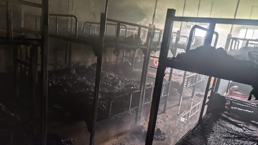 हॉस्टल में लगी आग