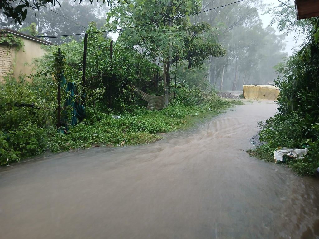 भारी बारिश की आशंका