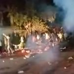 पुलिस और ग्रामीणों में भिड़ंत, लाठीचार्ज