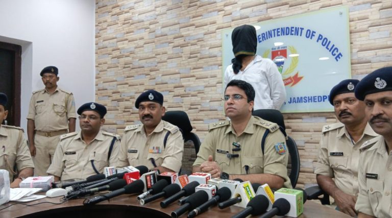 एक आरोपित गिरफ्तार