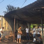 दुकानें जलकर खाक