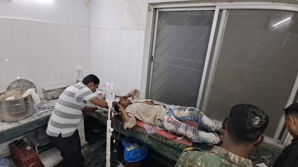 पिकअप- बाइक में जोरदार टक्कर