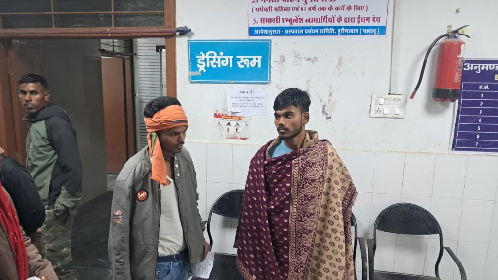 लेवी नहीं देने पर मजदूरों की पिटाई दो गंभीर 01