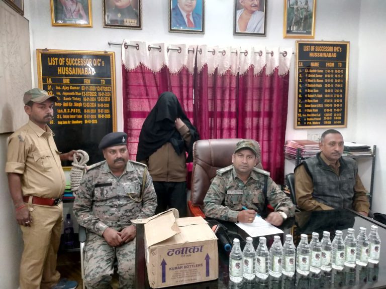 शराब के साथ चालक गिरफ्तार