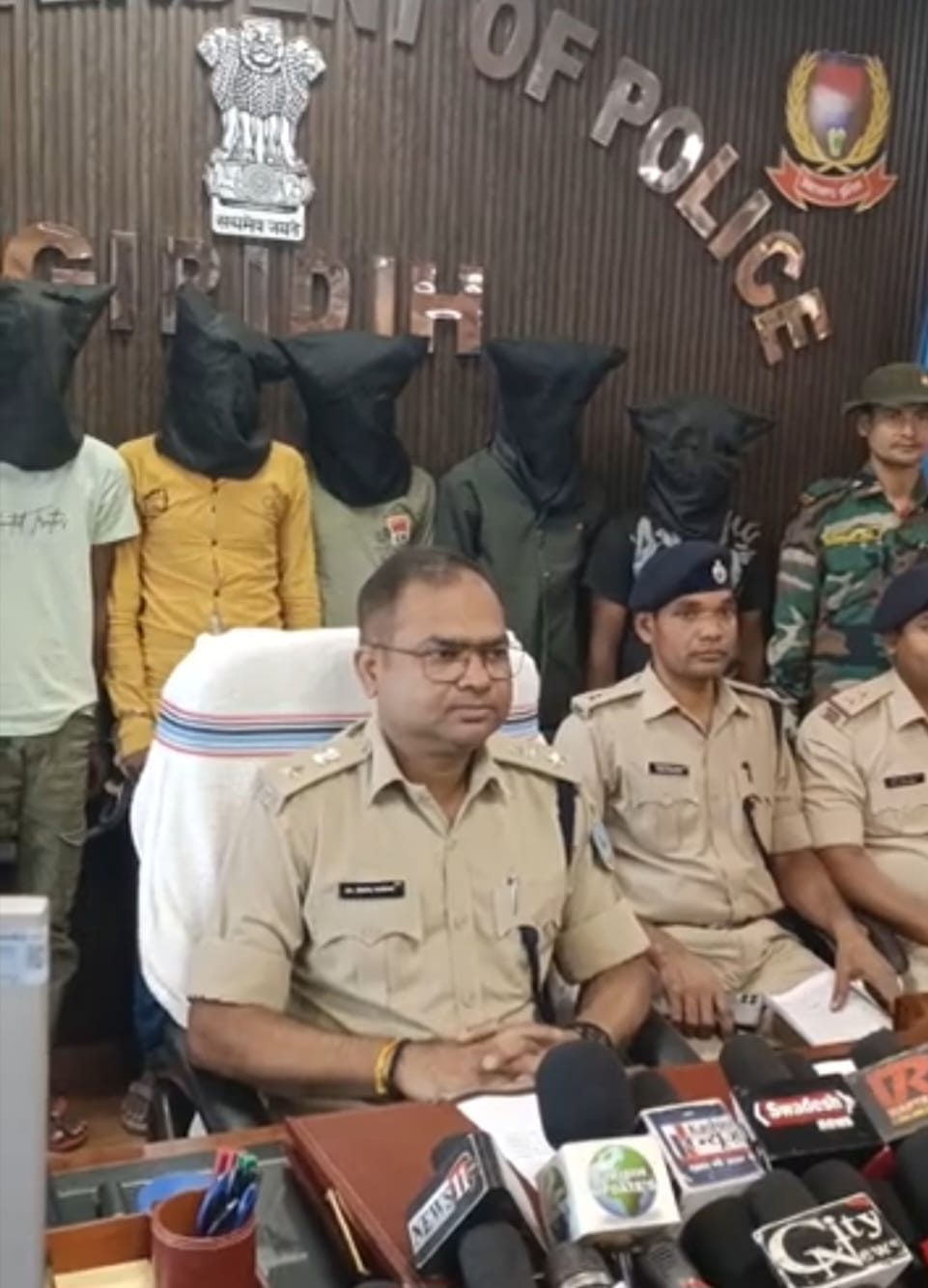 पांच साइबर अपराधी गिरफ्तार