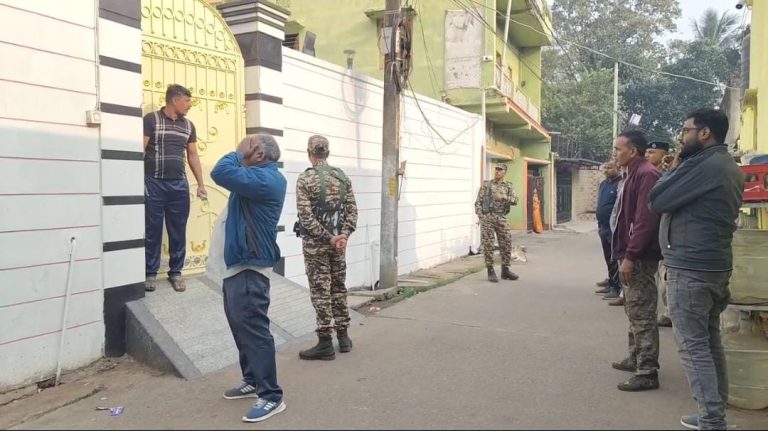 18 जगह छापा