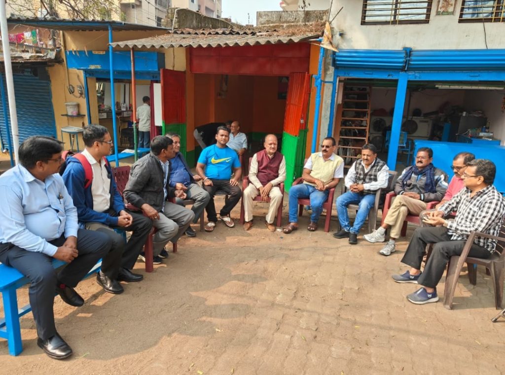 स्थानीय निवासियों ने की बैठक