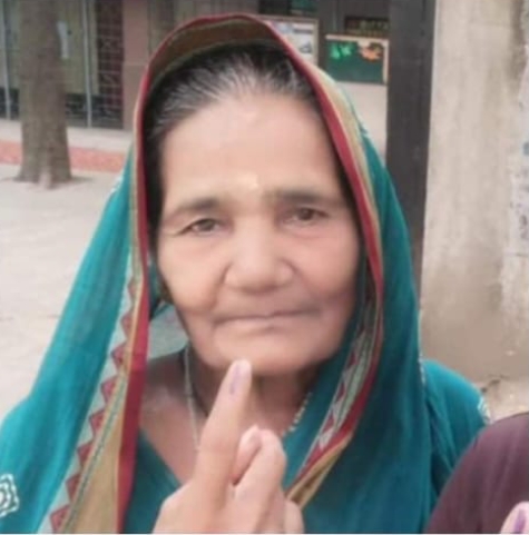 अंतरराष्ट्रीय मुक्केबाज अरुणा मिश्रा की मां