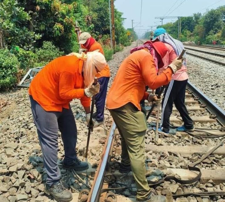 बड़ी रेल दुर्घटना टली