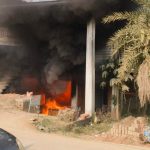 मोटर पार्ट्स दुकान में लगी आग