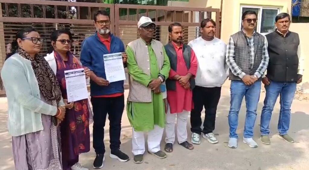 एसएसपी (नगर) को सौंपा ज्ञापन