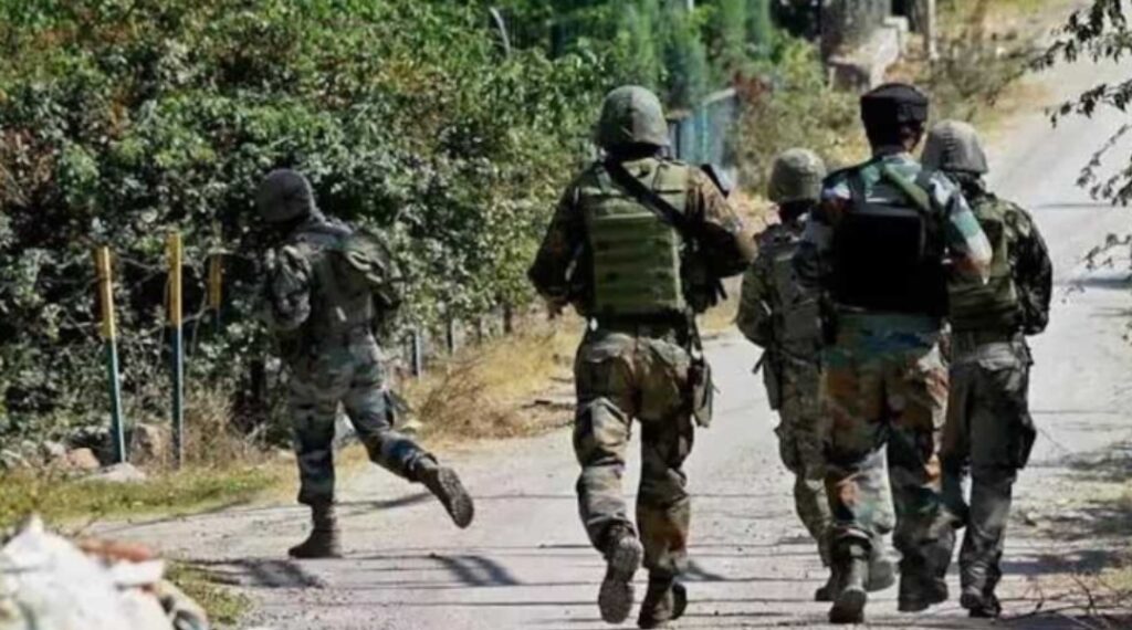झारखंड में सुरक्षाबलों और माओवादियों के बीच भीषण मुठभेड़