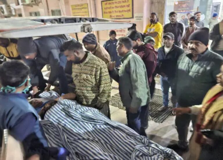 चालक गिरफ्तार वाहन जब्त