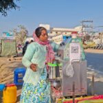 दिनदहाड़े महिला से लूटे रुपये