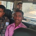 रिश्वत लेते रंगे हाथ गिरफ्तार