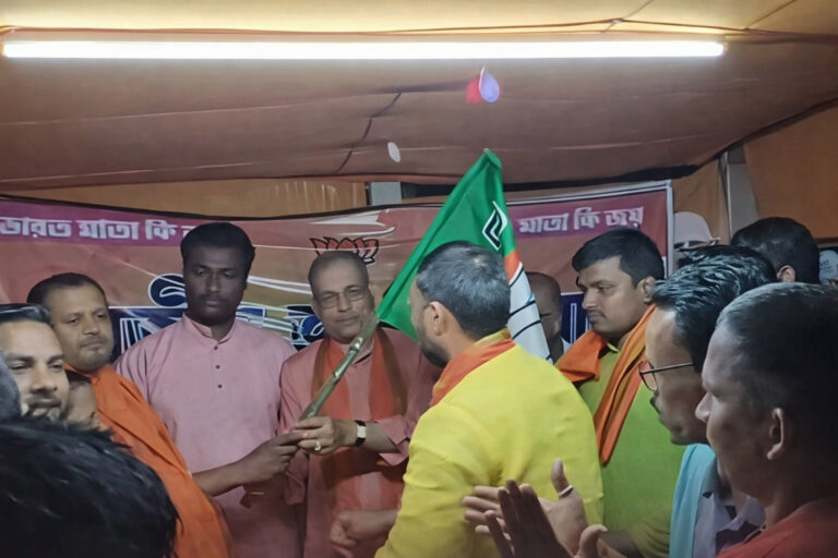 कर्माध्यक्ष भाजपा में शामिल