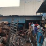 गोदाम और दुकान में लगी आग