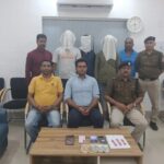 तीन तस्कर गिरफ्तार