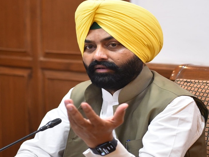 पंजाब में वेयर हाउसिंग के डीएम ने की आत्महत्या, परिवहन मंत्री का इस्तीफा