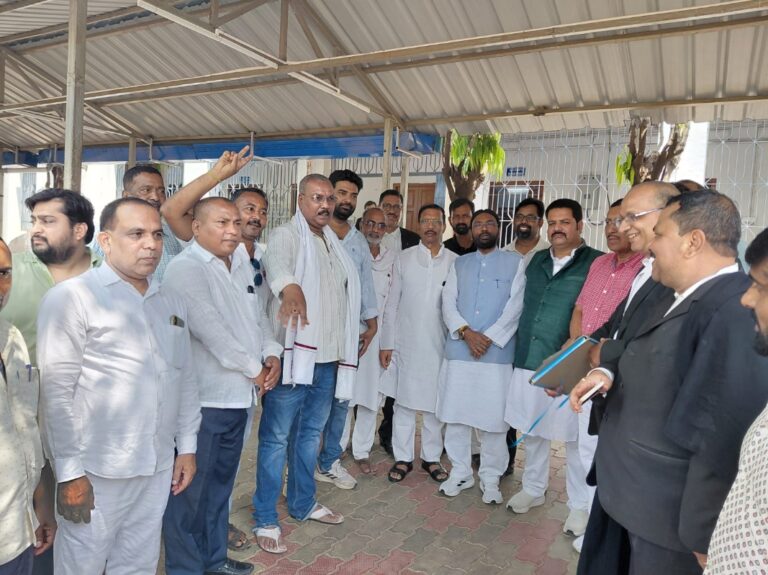 19 आरोपित बरी