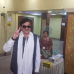 आसनसोल में वोट डालने के बाद शत्रुघ्न सिन्हा का भाजपा व पीएम मोदी पर निशाना 01