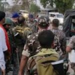 गढ़वा पुलिस पर पथराव