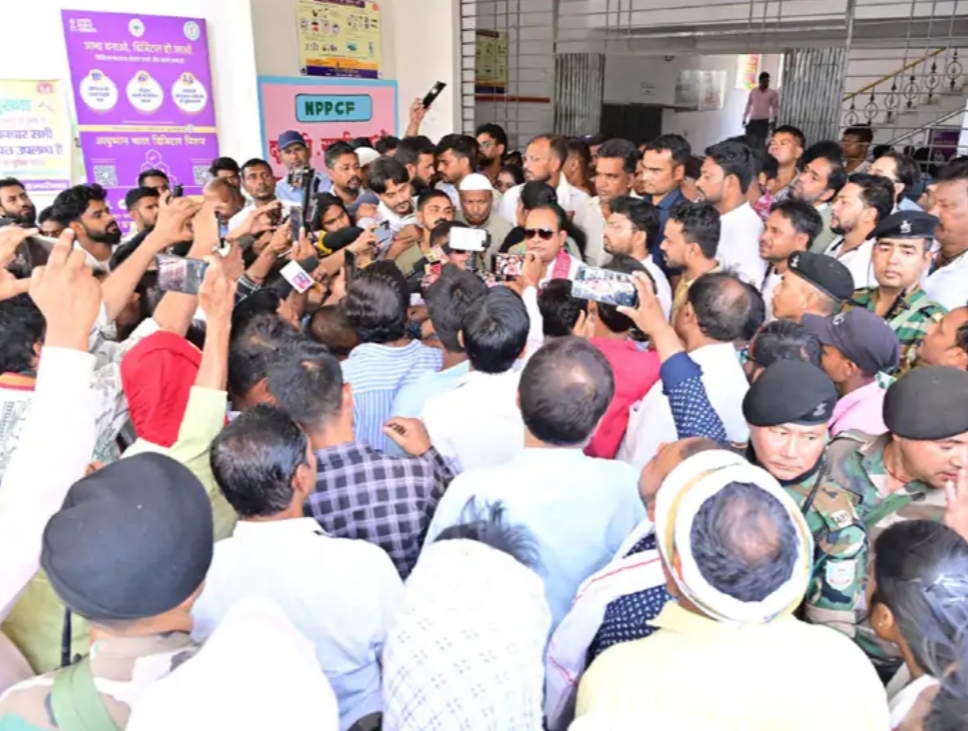 पत्रकारों पर हमला