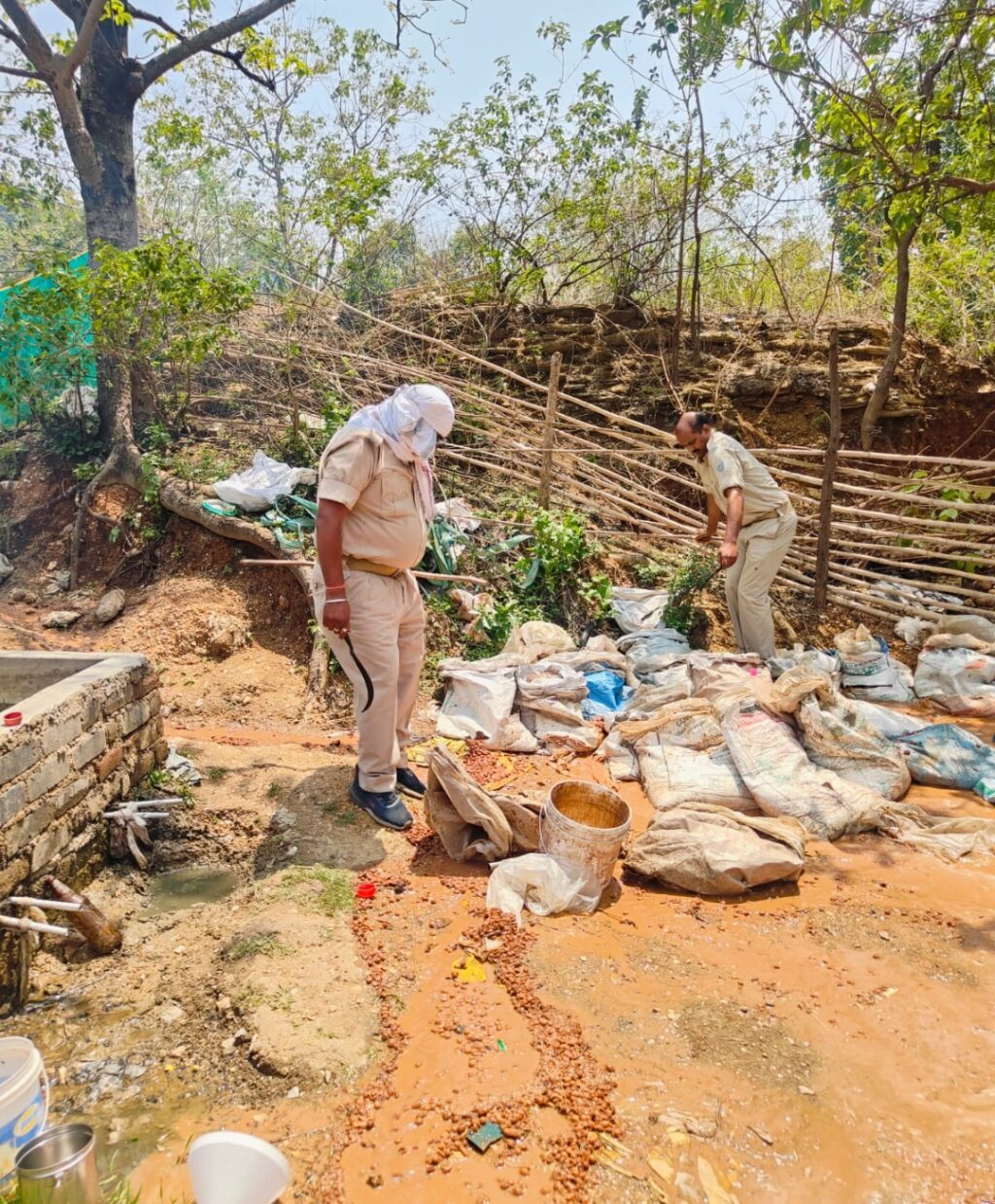 अवैध शराब भट्टी
