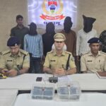 चार अपराधी हथियार के साथ गिरफ्तार