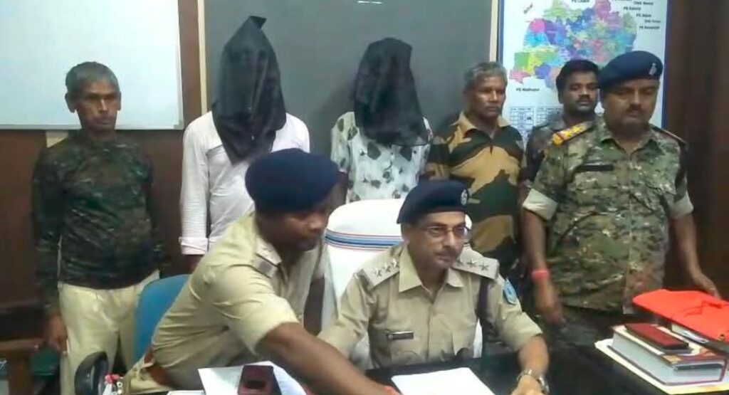 दो तस्कर गिरफ्तार