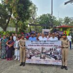 न्यायाधीश उतरे सड़क पर
