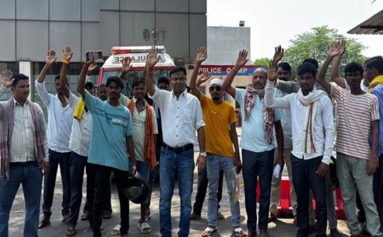 बकाया बिल के कारण रोका शव