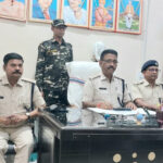 बेटी का गला घोंट कर की हत्या, गिरफ्तार