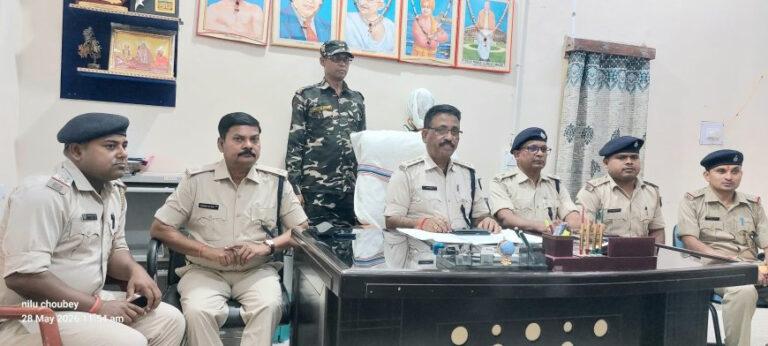 बेटी का गला घोंट कर की हत्या, गिरफ्तार