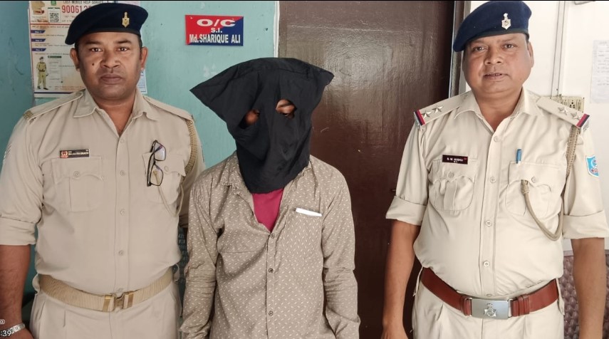 युवक गिरफ्तार