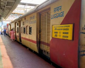कई ट्रेनें रद्द
