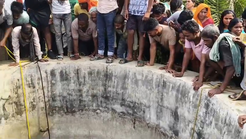 कुएं में गिरने से युवक की मौत
