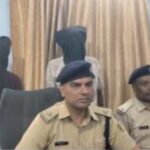 दो आरोपित गिरफ्तार,