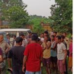 पेड़ से लटका मिला युवक का शव