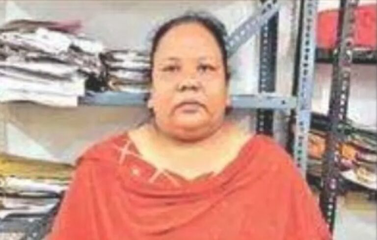 हत्या मामले में महिला सिपाही गिरफ्तार
