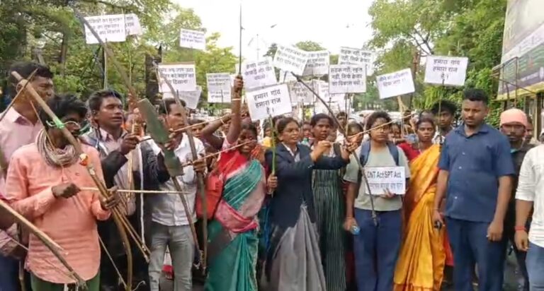 ग्रामीणों ने किया प्रदर्शन