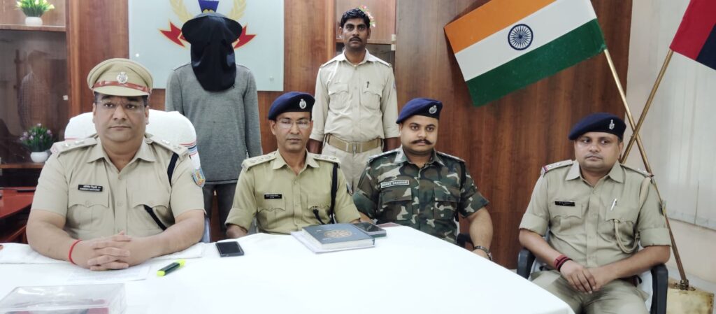 जेवरात चोरी का खुलासा आरोपित गिरफ्तार