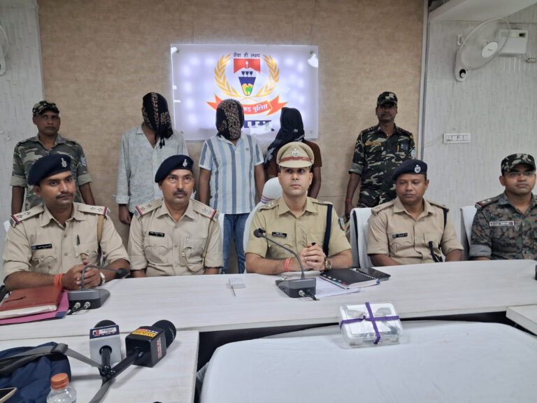 तीन अपराधी गिरफ्तार