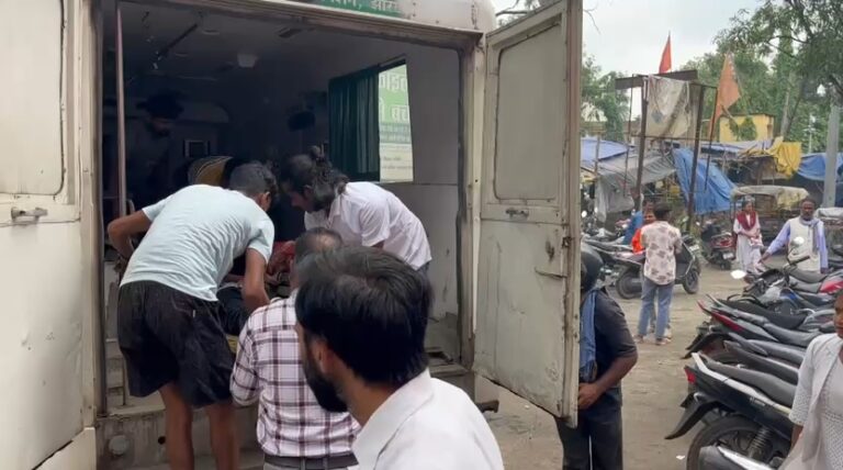 दाे युवकाें की माैत