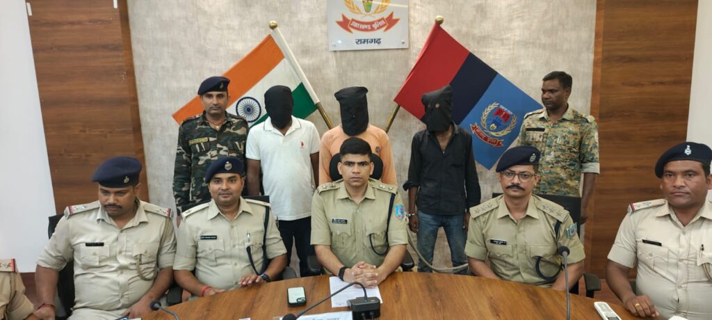 बाइक चोर गिरोह के तीन सदस्य गिरफ्तार
