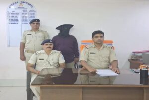 रंगदारी मांगने का आरोपित गिरफ्तार,